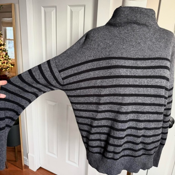 The Reset R Label Striped Sweater - Picture 3 of 8